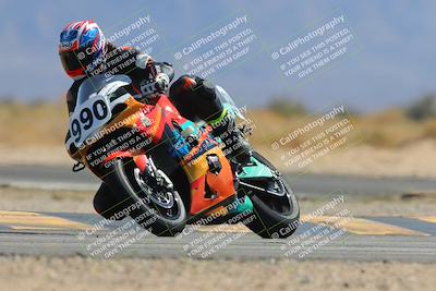 media/Mar-21-2025-CVMA Friday Practice (Fri) [[30cd4fe323]]/5-Racer 4/Session 4 (Turn 16)/